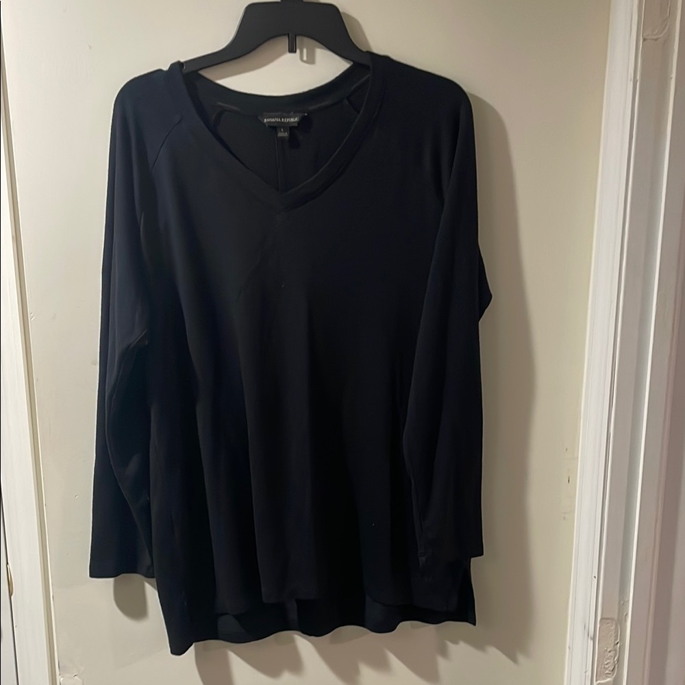Women's Black V-Neck Top
